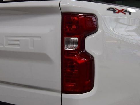 New 2026 Chevrolet Silverado 1500 W/T w/ WT Value Package AWD/4WD image 19