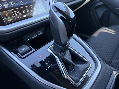 Certified 2025 Subaru Outback Premium image 24