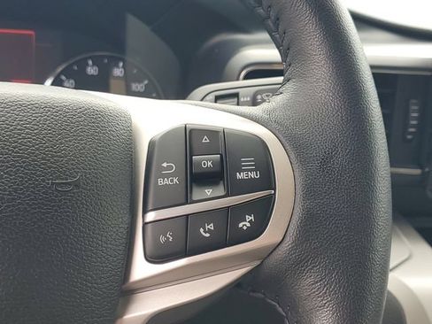 Certified 2024 Ford Explorer XLT w/ Equipment Group 202A AWD/4WD image 18