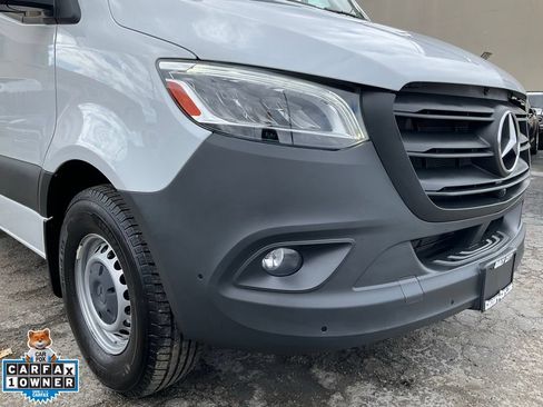 Used 2024 Mercedes-Benz Sprinter 2500 image 49