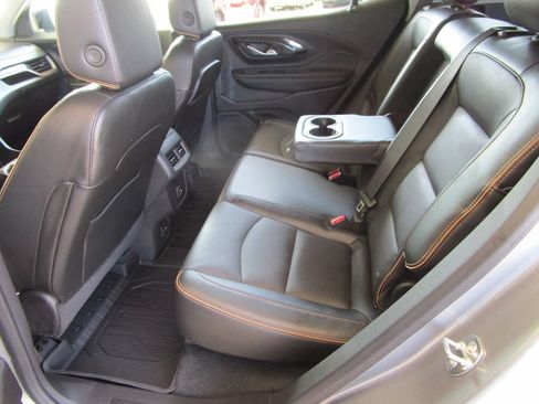 Used 2024 GMC Terrain AT4 AWD/4WD image 24
