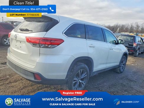 Used 2019 Toyota Highlander LE image 4