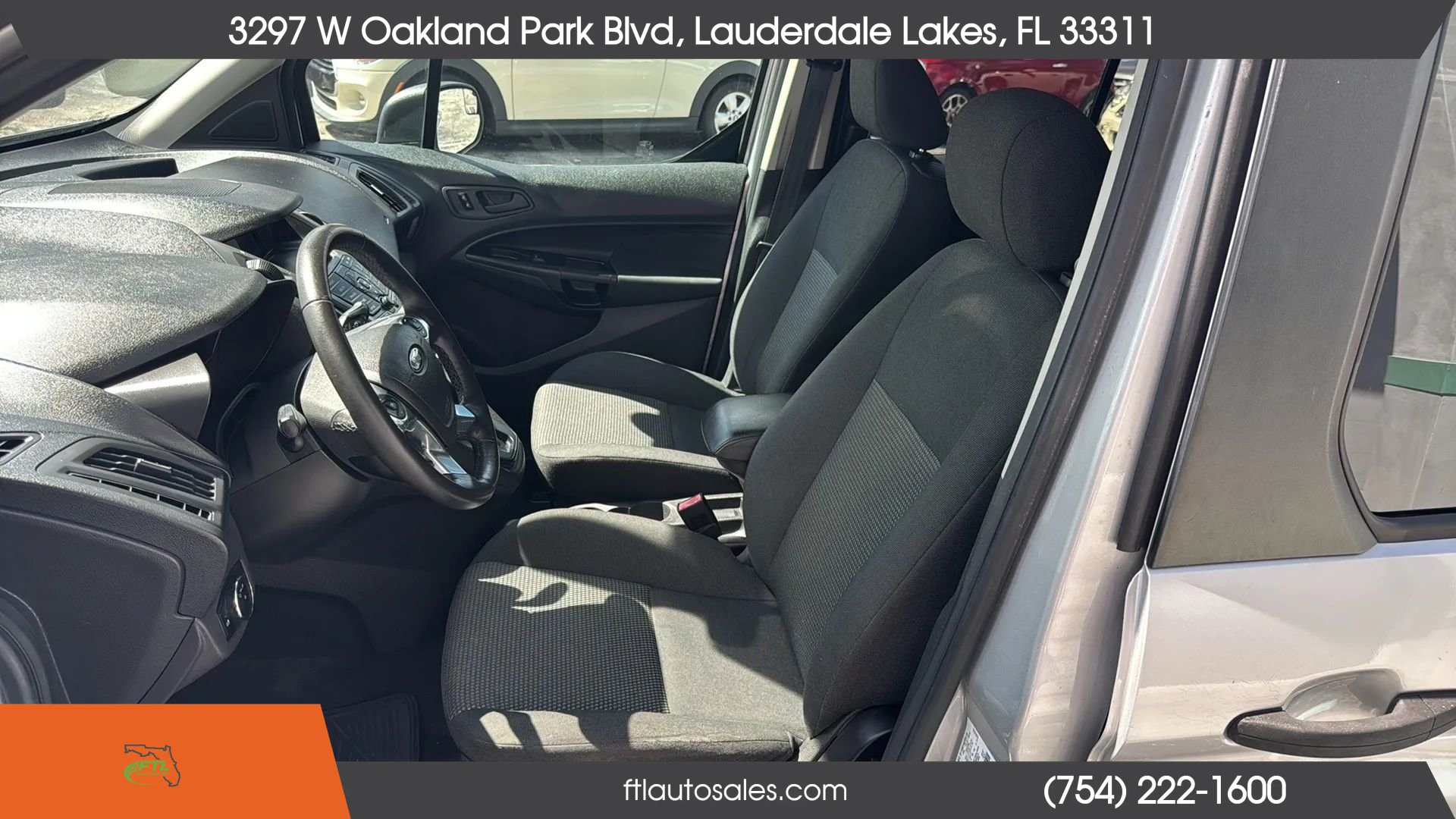 Used 2018 Ford Transit Connect XL FWD image 19