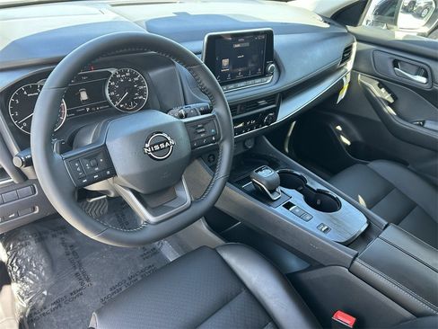 New 2026 Nissan Rogue Dark Armor FWD image 33
