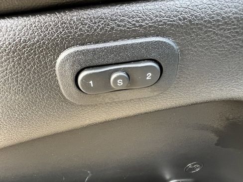 Used 2021 Jeep Grand Cherokee Limited image 25