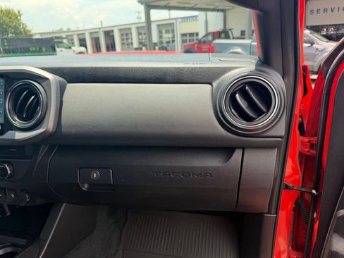 Used 2023 Toyota Tacoma TRD Pro AWD/4WD image 34
