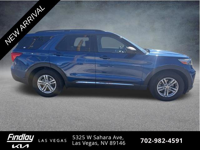 Used 2022 Ford Explorer XLT w/ Equipment Group 202A RWD image 4