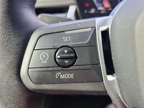 Used 2025 BMW X1 xDrive28i w/ Technology Package image 23