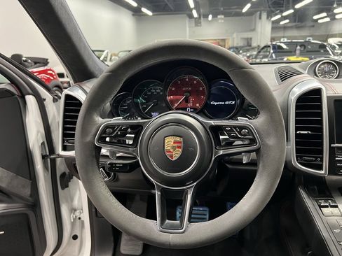 Used 2016 Porsche Cayenne GTS image 46