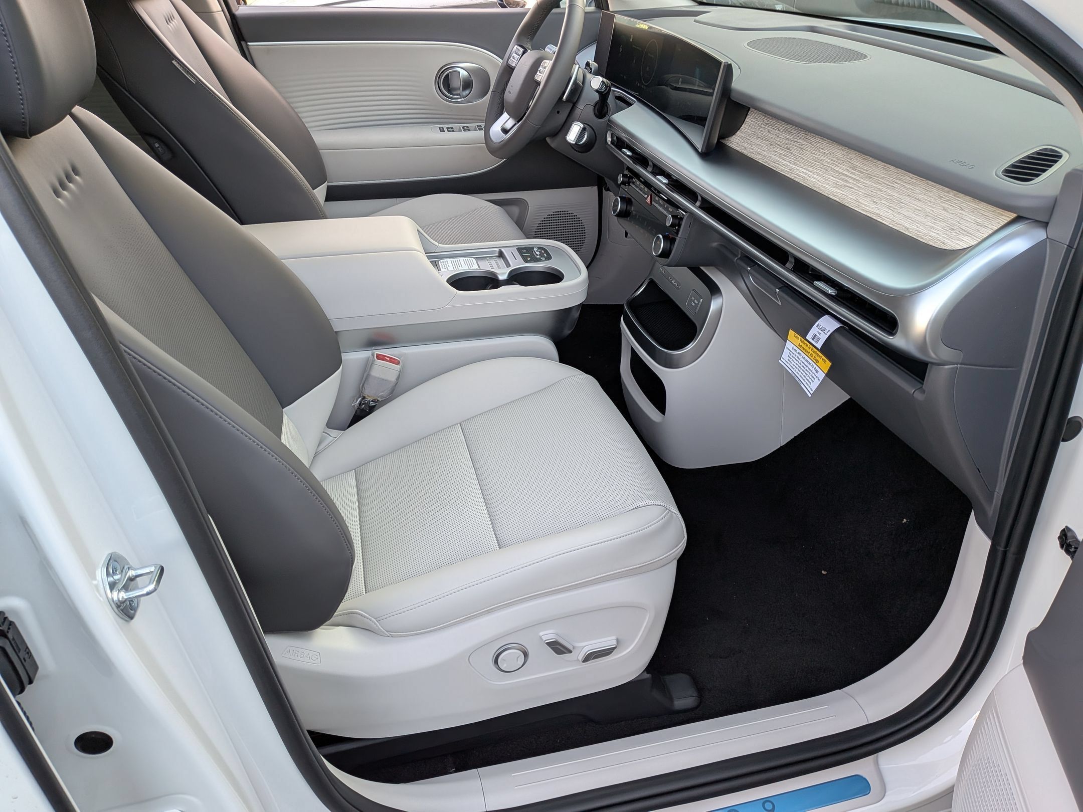 New 2026 Hyundai Ioniq 9 SEL AWD/4WD image 24