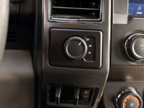 Used 2022 Ford F250 XLT w/ XLT Value Package image 27