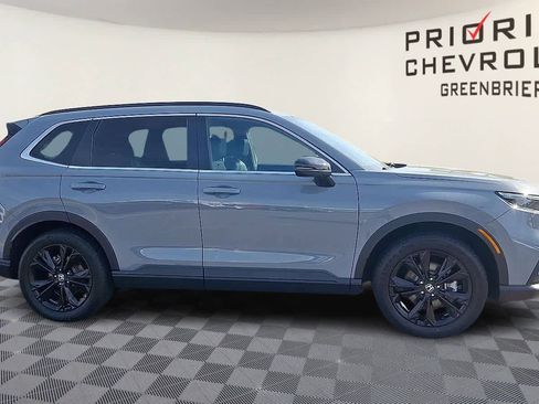 Used 2024 Honda CR-V Sport Touring image 9