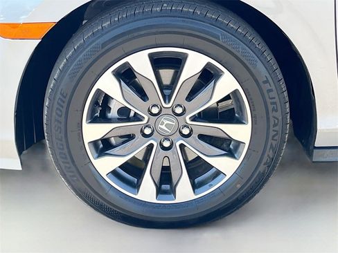 Used 2024 Honda Odyssey EX-L image 32