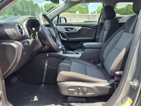 Used 2024 Chevrolet Blazer LT w/ Convenience Package FWD image 8