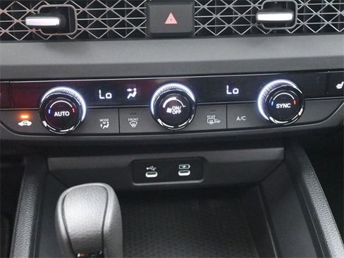 New 2025 Honda Accord SE image 4