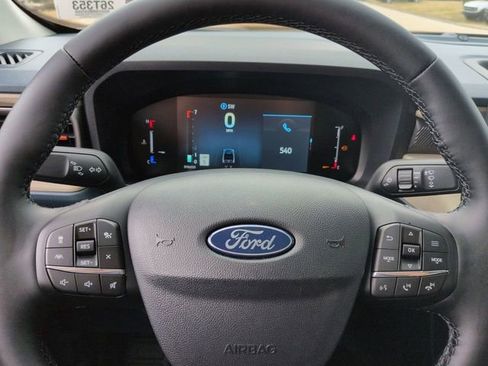 New 2026 Ford Maverick Lariat image 32