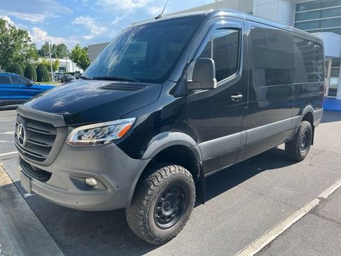 Used 2024 Mercedes-Benz Sprinter 2500 image 1