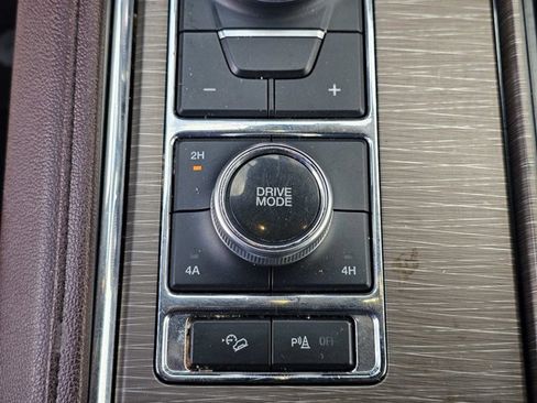 Used 2022 Ford Expedition Limited AWD/4WD image 30