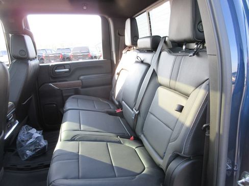 Certified 2023 Chevrolet Silverado 3500 High Country AWD/4WD image 28