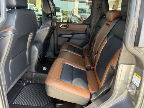 Used 2024 Ford Bronco Outer Banks AWD/4WD image 29