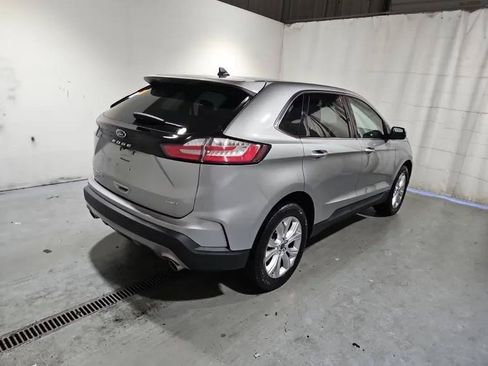 Used 2022 Ford Edge Titanium AWD/4WD image 4