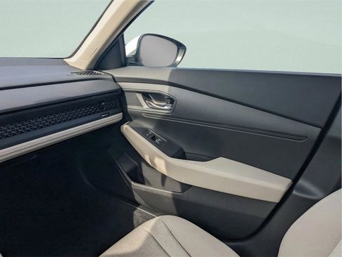 New 2025 Honda Accord LX image 13