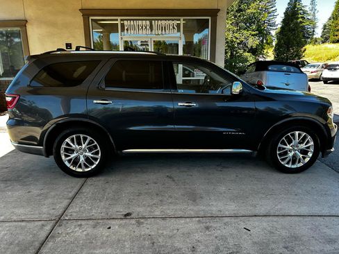Used 2014 Dodge Durango Citadel w/ Technology Group RWD image 10
