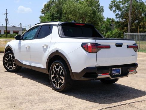 Used 2025 Hyundai Santa Cruz Limited AWD/4WD image 2
