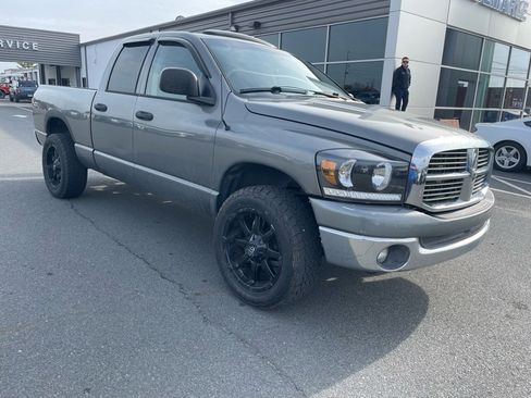 Used 2008 Dodge Ram 1500 Truck SLT w/ Popular Equipment Group image 3