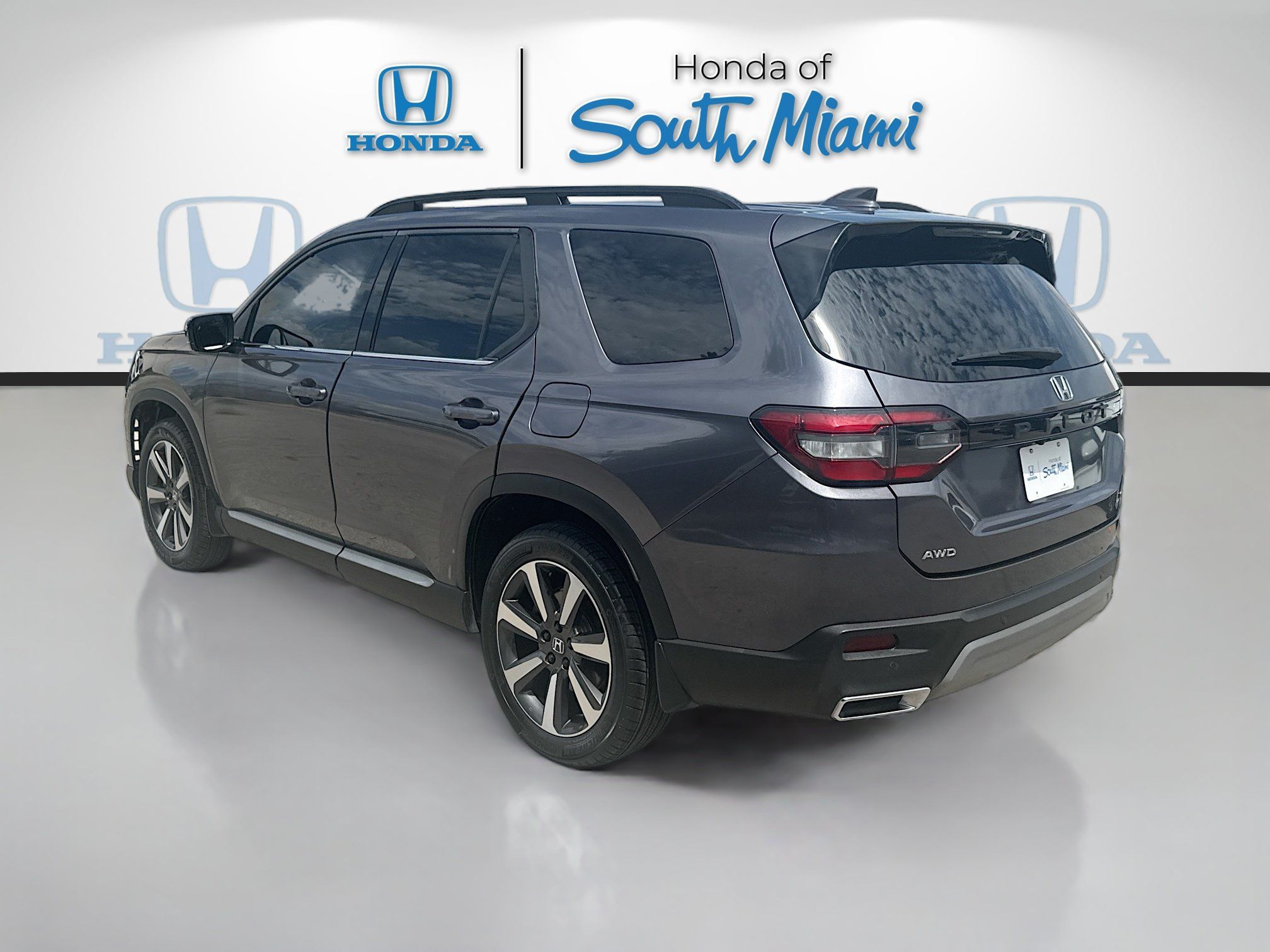Certified 2023 Honda Pilot Touring image 5