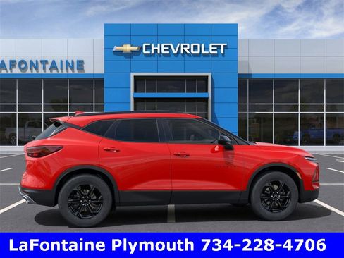 New 2025 Chevrolet Blazer LT w/ Midnight/Sport Edition image 5
