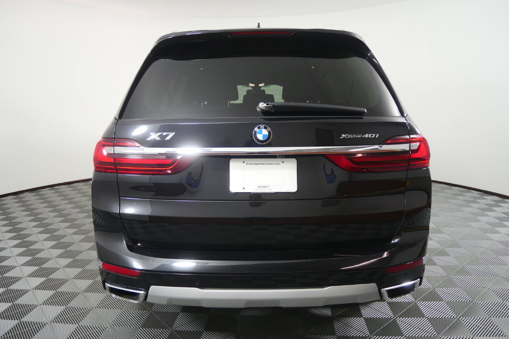 Used 2022 BMW X7 xDrive40i w/ Premium Package AWD/4WD image 5