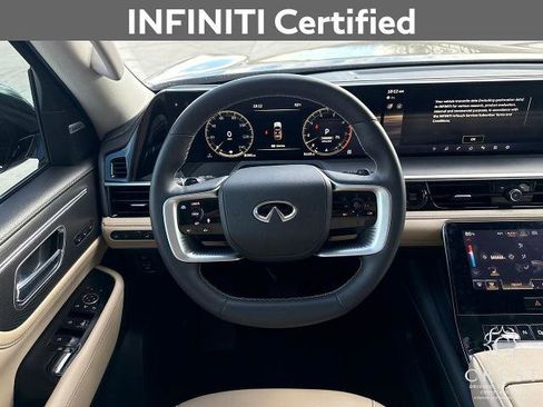 Certified 2025 INFINITI QX80 Pure image 14
