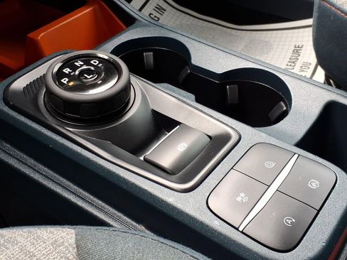 Certified 2024 Ford Maverick XLT image 19