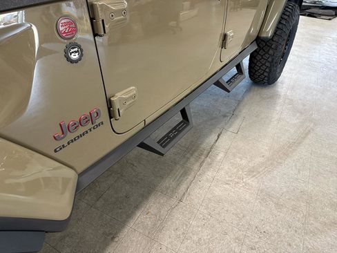 Used 2020 Jeep Gladiator Rubicon image 98