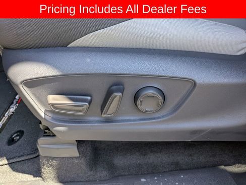 New 2025 Toyota Tacoma TRD Off-Road AWD/4WD image 21