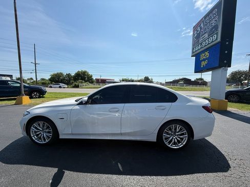Used 2023 BMW 330e xDrive AWD/4WD image 7