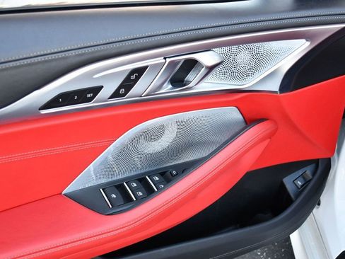 Used 2021 BMW 840i Convertible w/ M Sport Package image 12