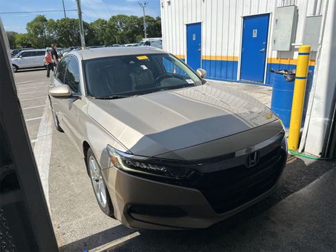 Used 2018 Honda Accord LX image 5