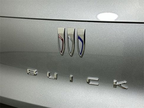 New 2025 Buick Envista Preferred w/ Convenience I Package image 31
