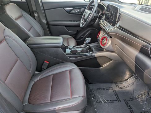 Used 2025 Chevrolet Blazer RS image 30