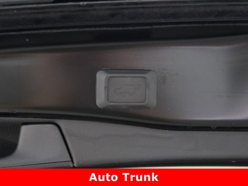 Used 2021 Toyota RAV4 XLE image 34