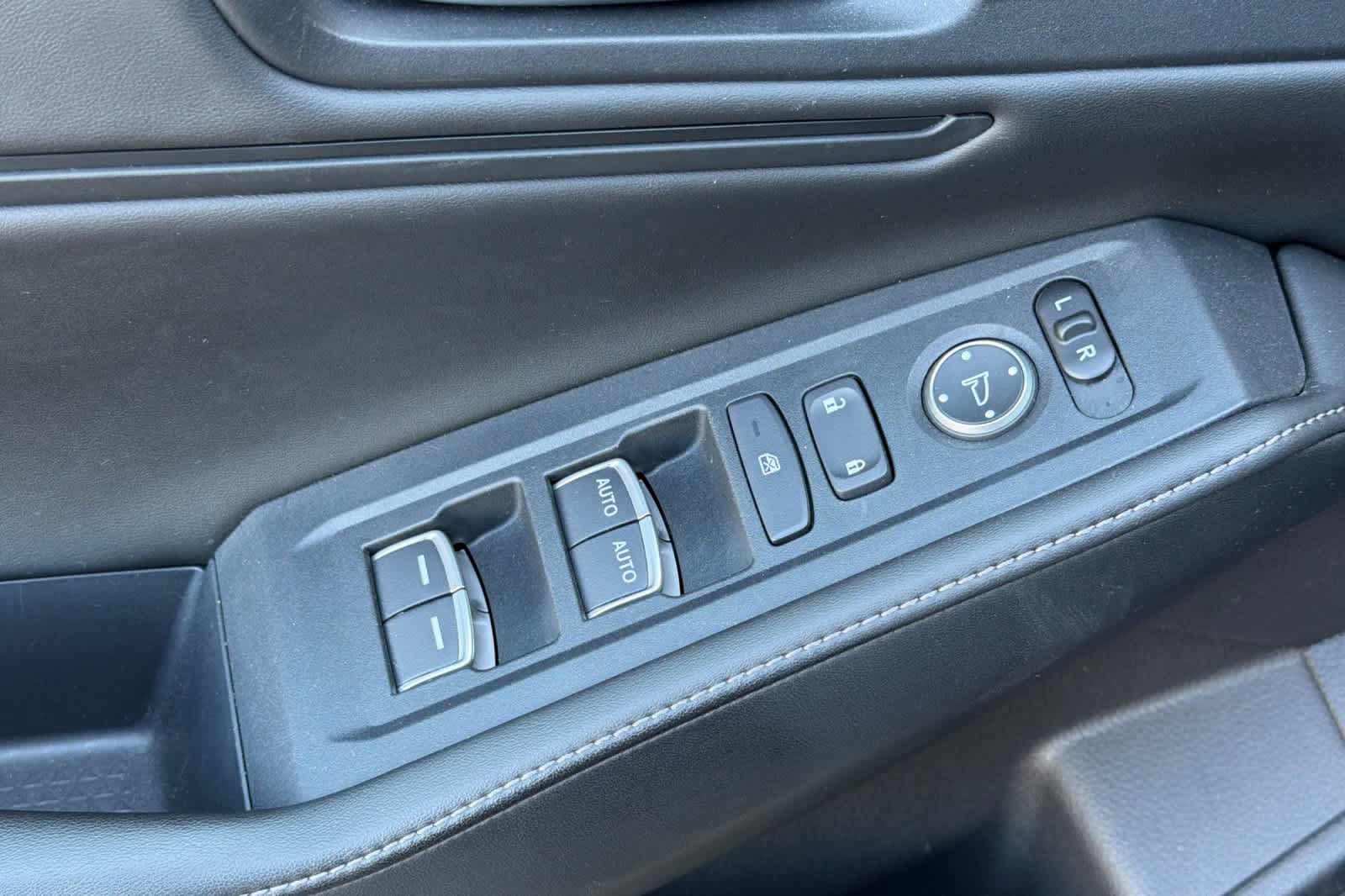 Used 2023 Honda Accord Sport image 13