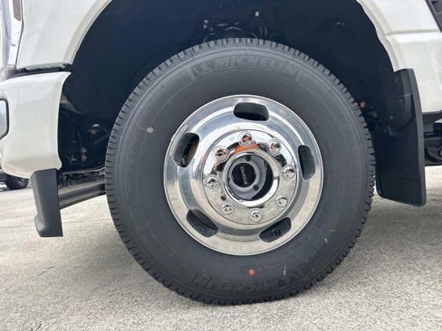 New 2026 Ford F350 Platinum w/ Platinum Plus Package image 11