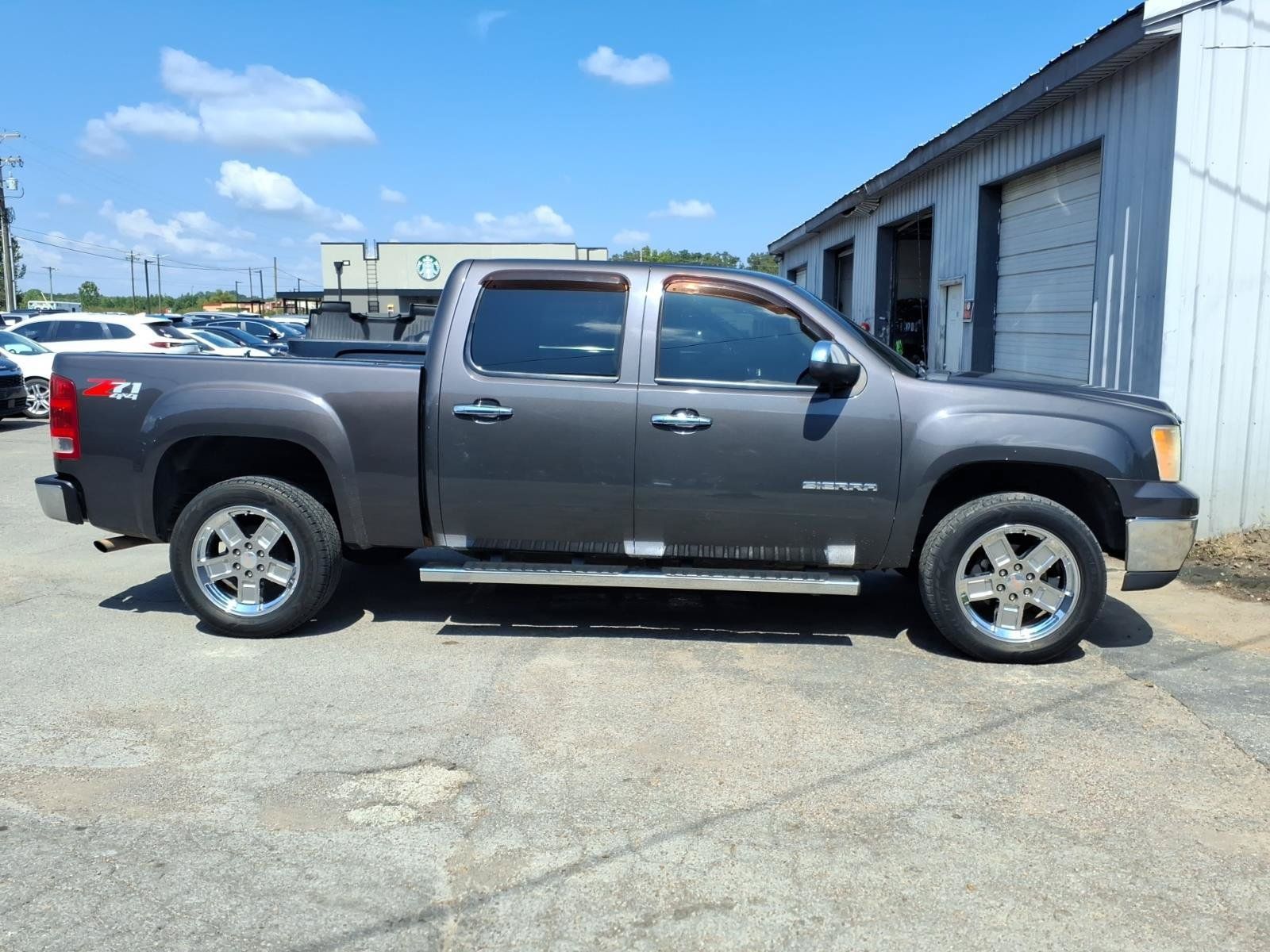 Used 2011 GMC Sierra 1500 SLE w/ Power Tech Package AWD/4WD image 4