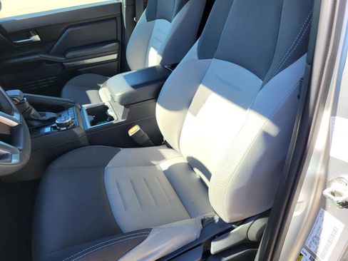 Used 2025 Toyota Tacoma TRD Off-Road image 15