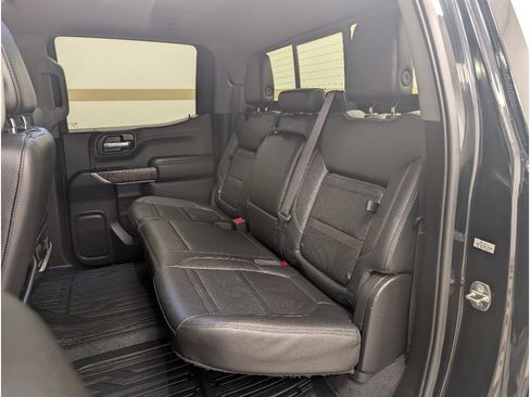Used 2019 GMC Sierra 1500 Denali w/ Denali Ultimate Package AWD/4WD image 17