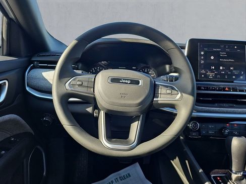 New 2025 Jeep Compass Sport image 12