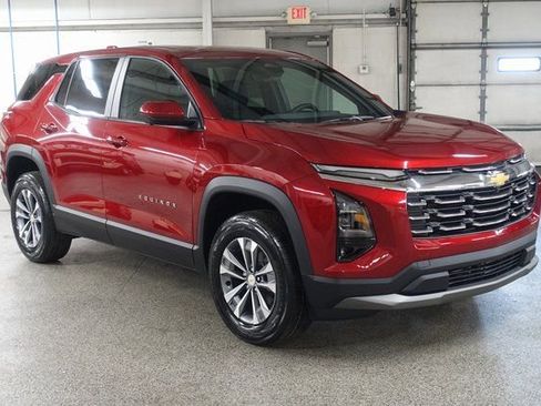 New 2026 Chevrolet Equinox LT w/ Convenience Package II FWD image 1