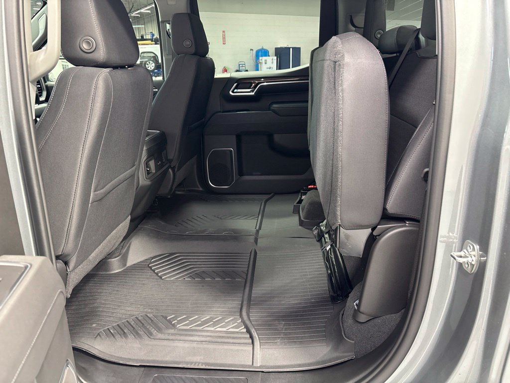New 2026 Chevrolet Silverado 1500 RST AWD/4WD image 34